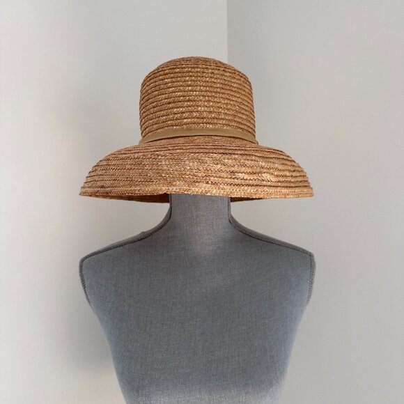 BETMAR Women's French Cloche 100% Straw Hat - Picture 2 of 8